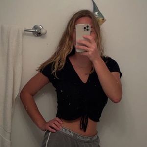 Super cute crop top!